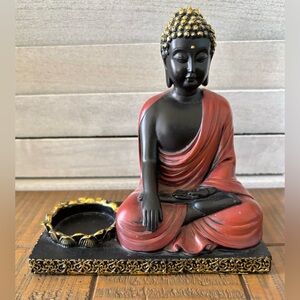 Meditating Buddha Tealight Holder